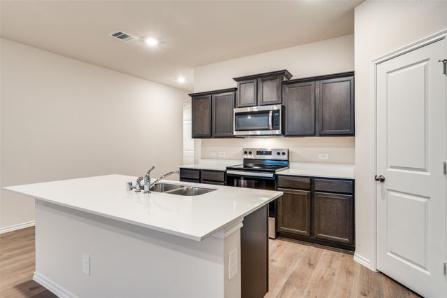13108 Rich Lane, Providence Village, TX 76227