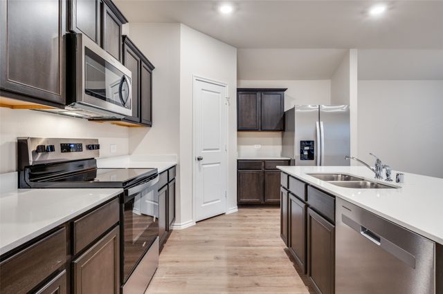 13108 Rich Lane, Providence Village, TX 76227