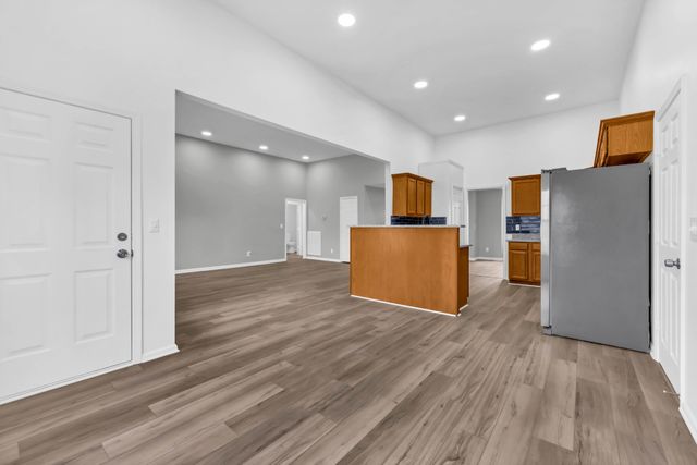 1095 Meriwether Rd, Clarksville, TN 37040