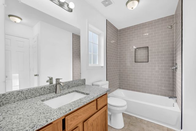 1095 Meriwether Rd, Clarksville, TN 37040