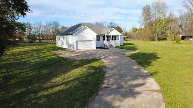 1095 Meriwether Rd, Clarksville, TN 37040