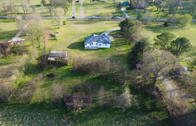 1095 Meriwether Rd, Clarksville, TN 37040