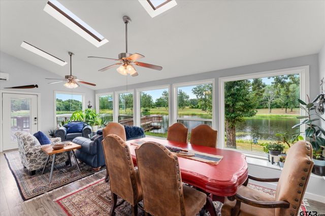 992 RS County Road 4325, Emory, TX 75440