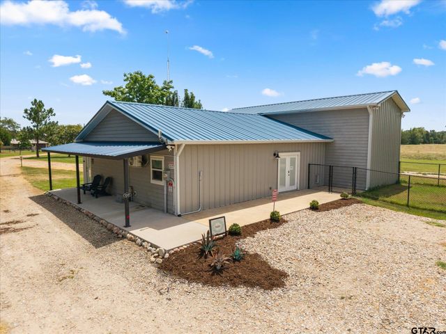 992 RS County Road 4325, Emory, TX 75440
