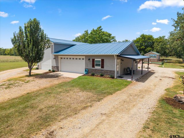 992 RS County Road 4325, Emory, TX 75440