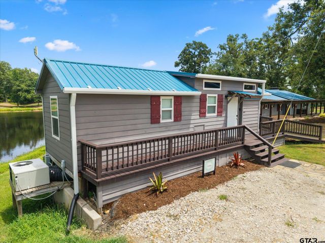 992 RS County Road 4325, Emory, TX 75440
