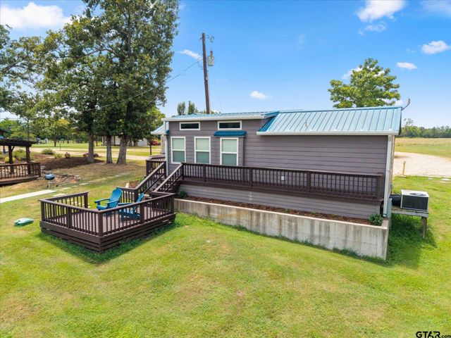 992 RS County Road 4325, Emory, TX 75440
