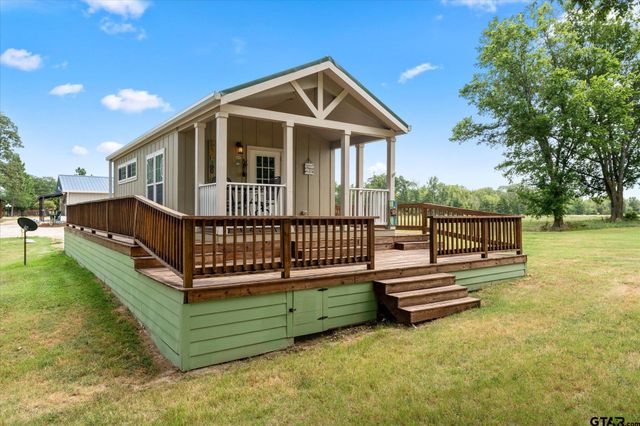 992 RS County Road 4325, Emory, TX 75440