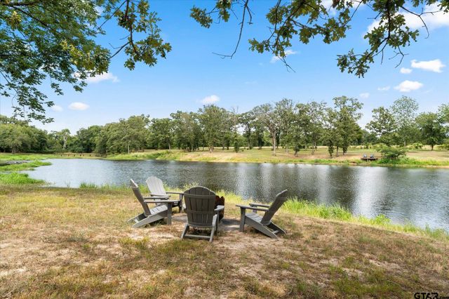 992 RS County Road 4325, Emory, TX 75440