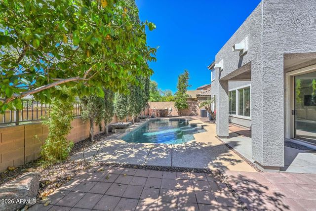 18359 W WESTFALL Way, Surprise, AZ 85374