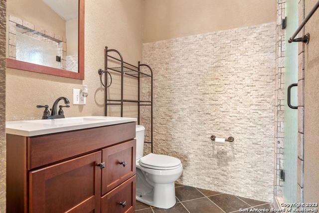 322 Riviera, Canyon Lake, TX 78133