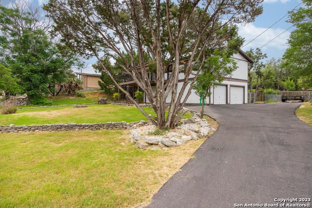 322 Riviera, Canyon Lake, TX 78133