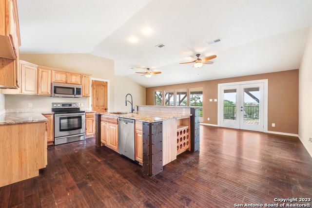 322 Riviera, Canyon Lake, TX 78133