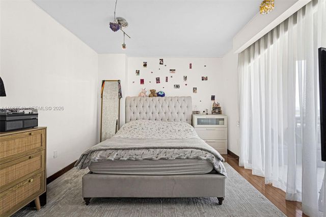 10175 Collins Ave 1207, Bal Harbour, FL 33154