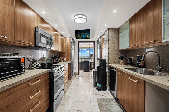 10175 Collins Ave 1207, Bal Harbour, FL 33154