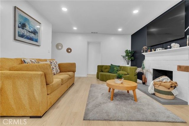 619 W Chapman, Placentia, CA 92870