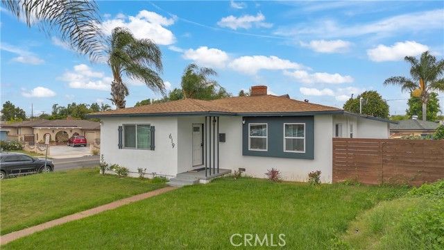 619 W Chapman, Placentia, CA 92870