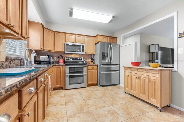 7730 WHITE ROAD, Lake Wales, FL 33898