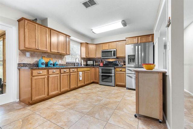 7730 WHITE ROAD, Lake Wales, FL 33898