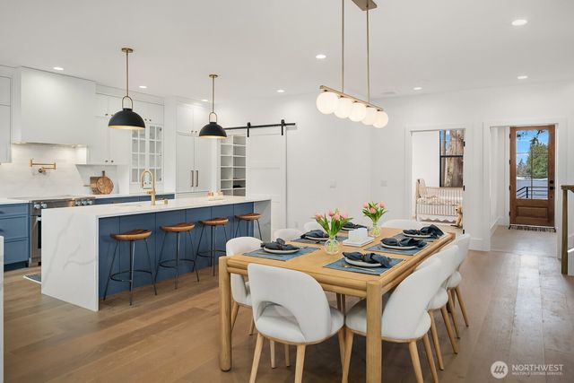 2615 NE 87th Street, Seattle, WA 98115