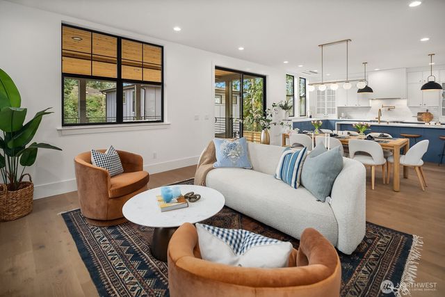 2615 NE 87th Street, Seattle, WA 98115