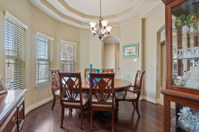 111 Bessie Price Owens Drive, Montgomery, TX 77356