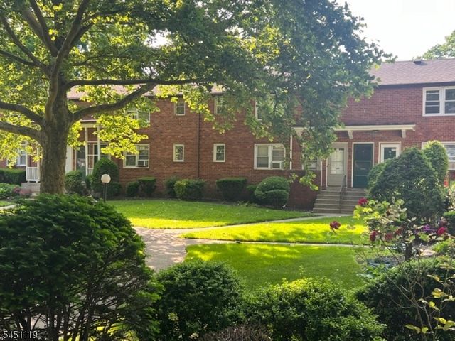 519 Brooklawn Ave H2, Roselle Boro, NJ 07203