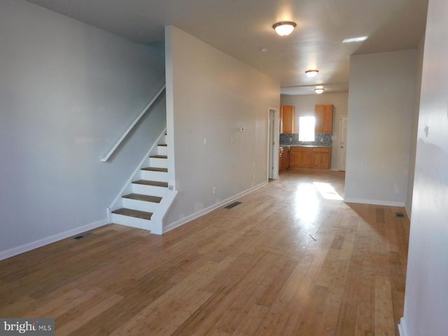 3038 CLIFFORD ST, Philadelphia, PA 19121