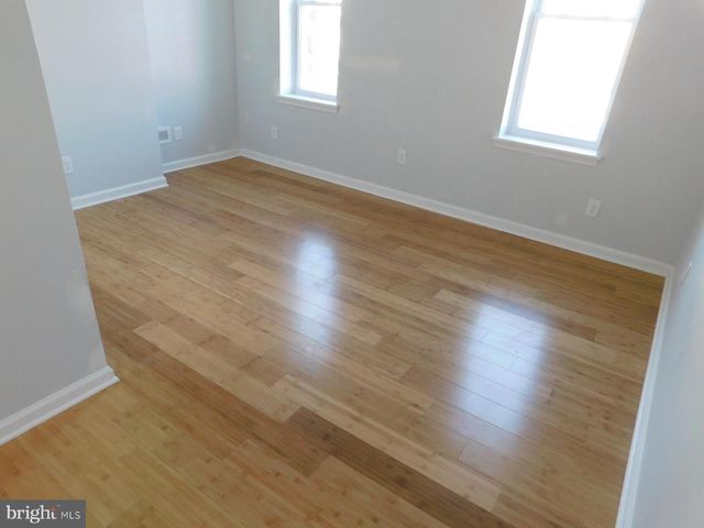 3038 CLIFFORD ST, Philadelphia, PA 19121