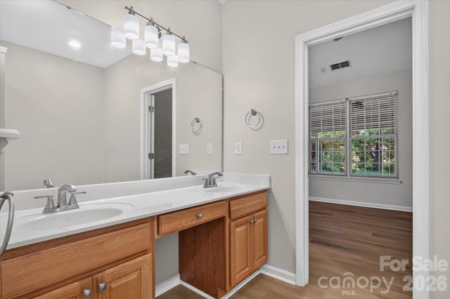 4641 Willow Glen Road, Harrisburg, NC 28075