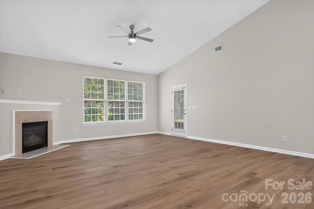 4641 Willow Glen Road, Harrisburg, NC 28075