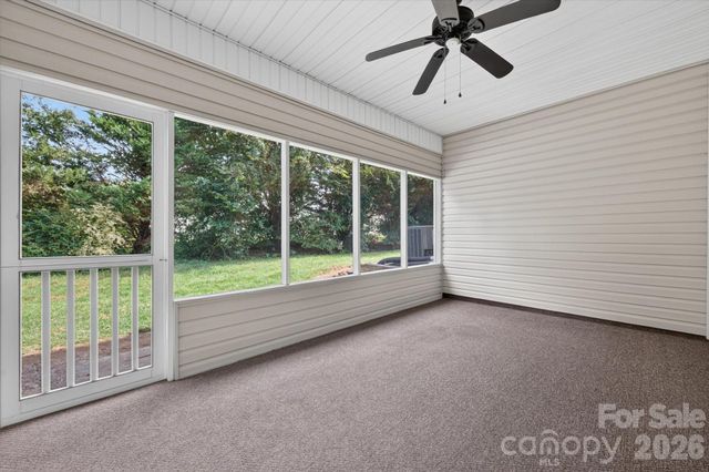 4641 Willow Glen Road, Harrisburg, NC 28075