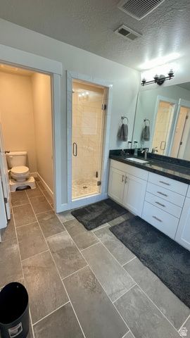 582 E PETERSEN PKWY, South Weber, UT 84405