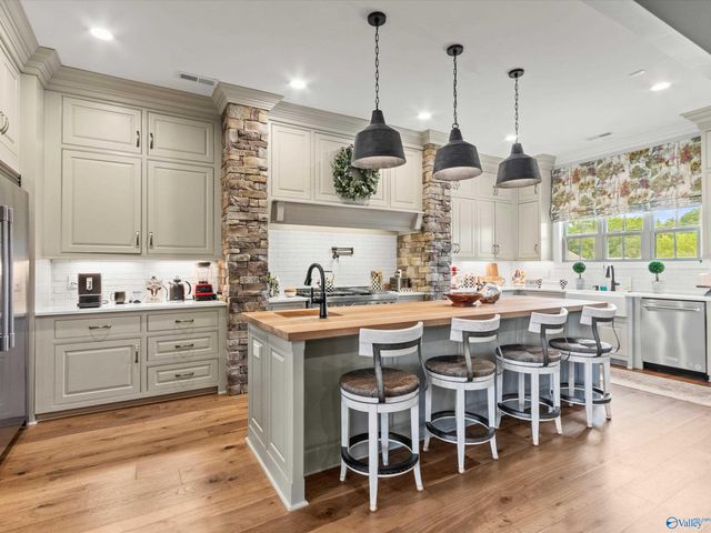 213 Farmhouse Drive, Madison, AL 35757