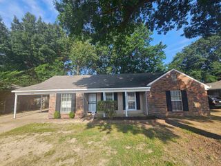3373 S MENDENHALL RD, Memphis, TN 38115