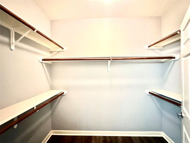 2815 Kings Crossing Drive 209, Kingwood, TX 77345