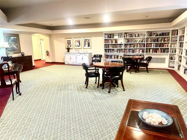 2815 Kings Crossing Drive 209, Kingwood, TX 77345