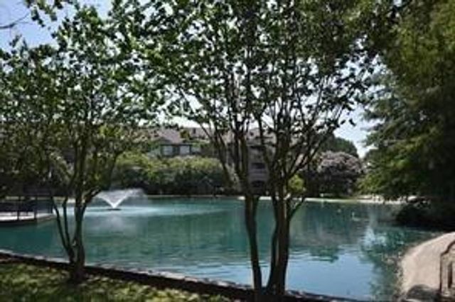 2815 Kings Crossing Drive 209, Kingwood, TX 77345