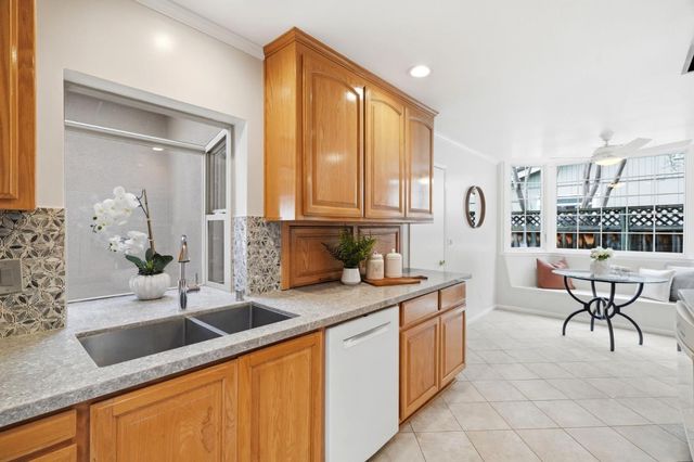 5492 Castle Glen Avenue, San Jose, CA 95129