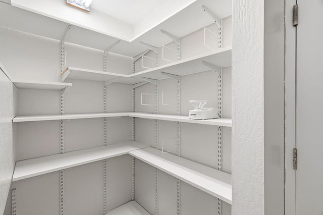 5492 Castle Glen Avenue, San Jose, CA 95129