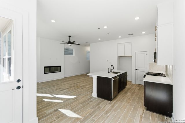 6464 Babcock Unit 717, San Antonio, TX 78249