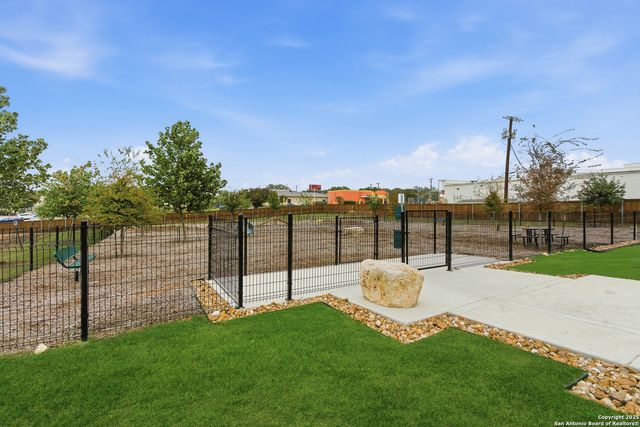 6464 Babcock Unit 717, San Antonio, TX 78249