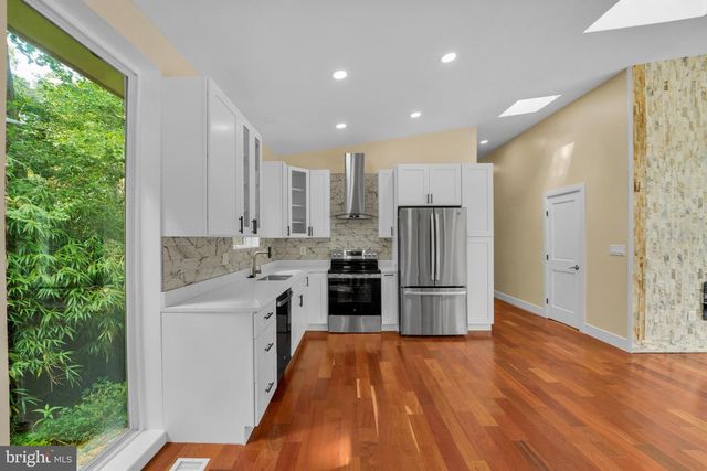 12116 OLD FORT RD, Fort Washington, MD 20744