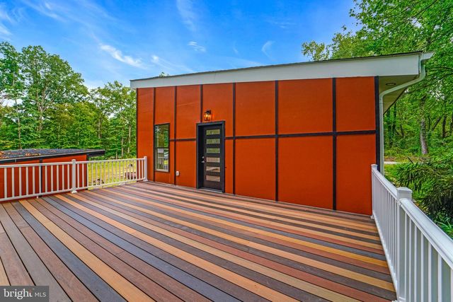 12116 OLD FORT RD, Fort Washington, MD 20744