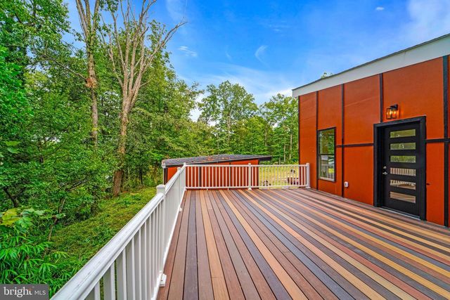 12116 OLD FORT RD, Fort Washington, MD 20744