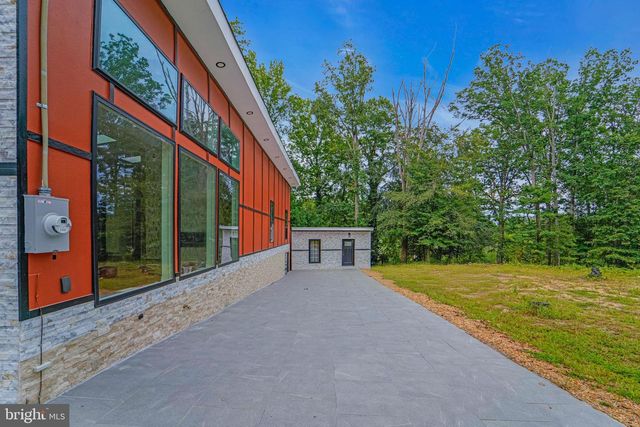 12116 OLD FORT RD, Fort Washington, MD 20744