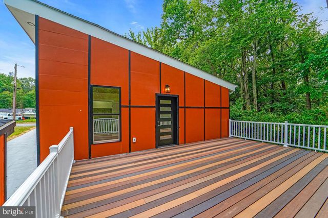 12116 OLD FORT RD, Fort Washington, MD 20744