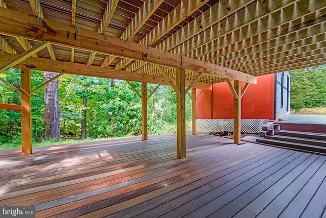 12116 OLD FORT RD, Fort Washington, MD 20744