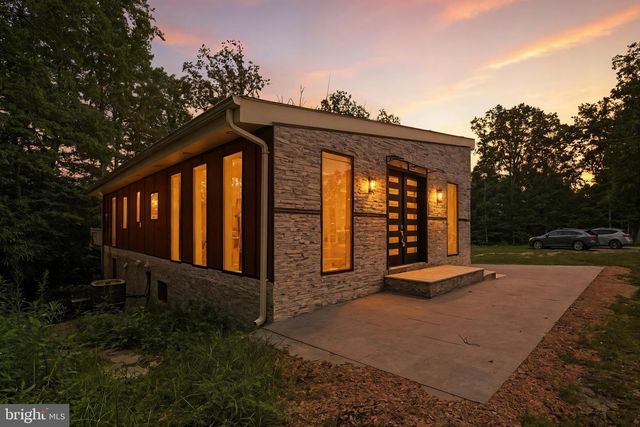 12116 OLD FORT RD, Fort Washington, MD 20744