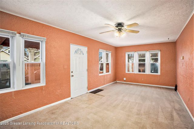 512 Woodrow Avenue, Lansing, MI 48910